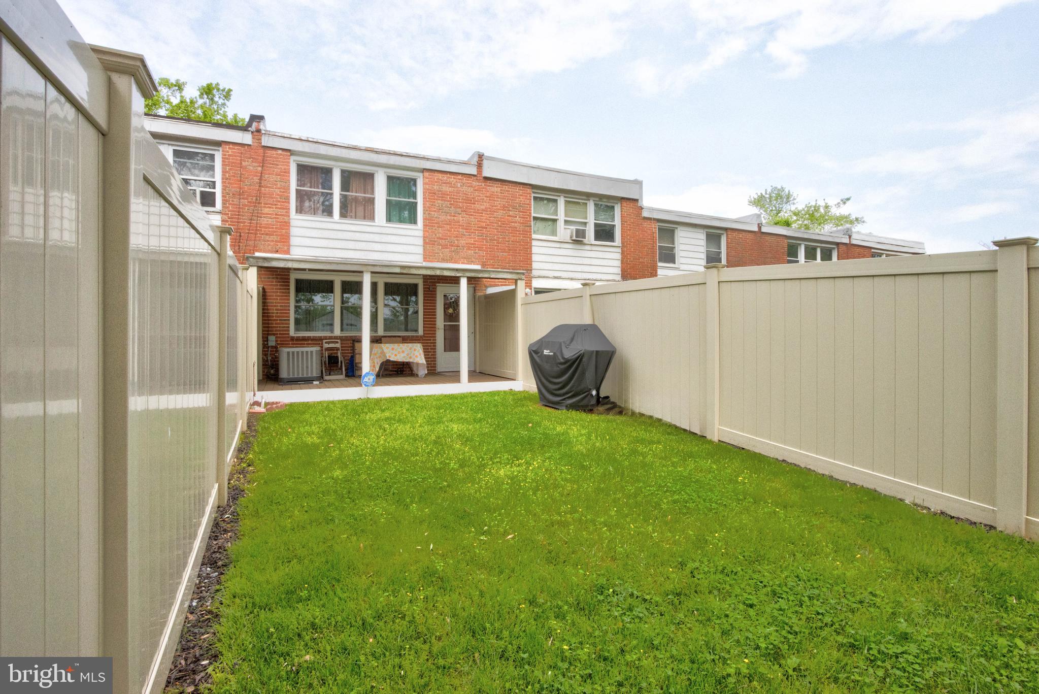 RIVERVIEW - Residential