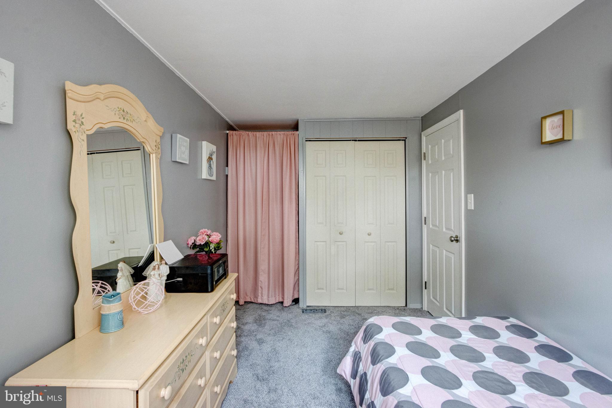 RIVERVIEW - Residential