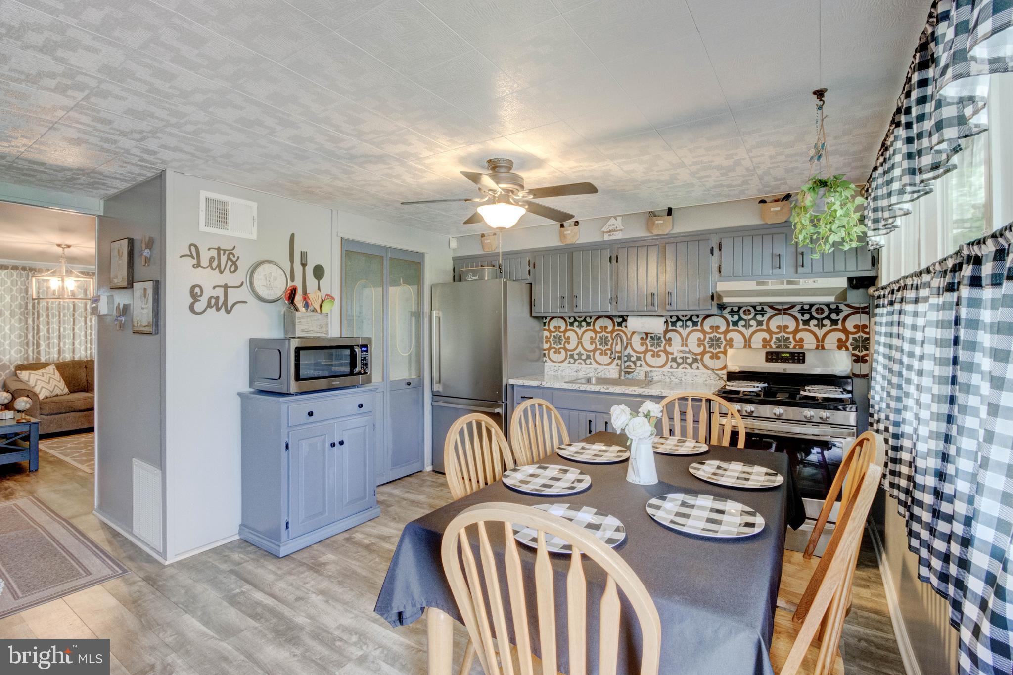 RIVERVIEW - Residential