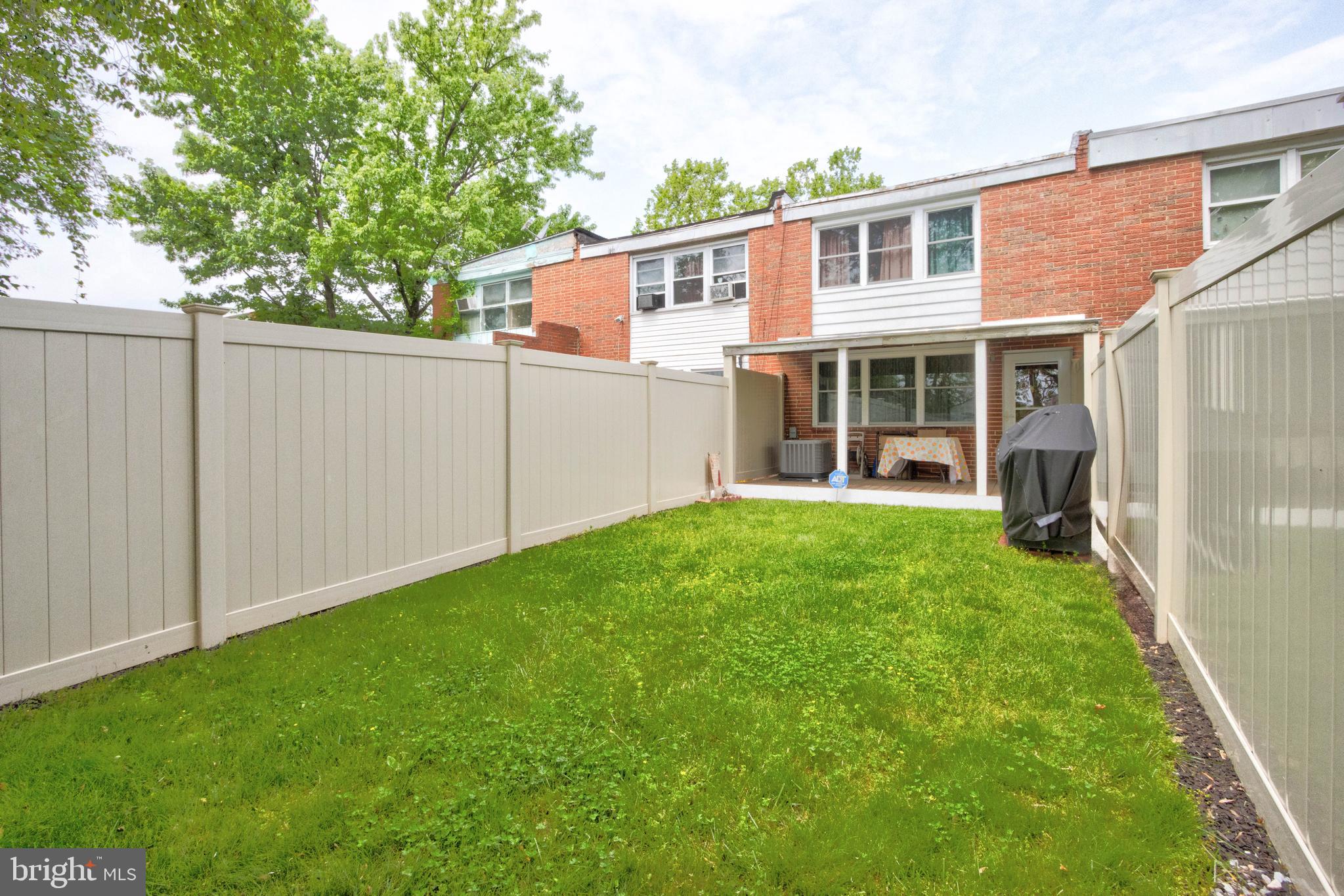 RIVERVIEW - Residential