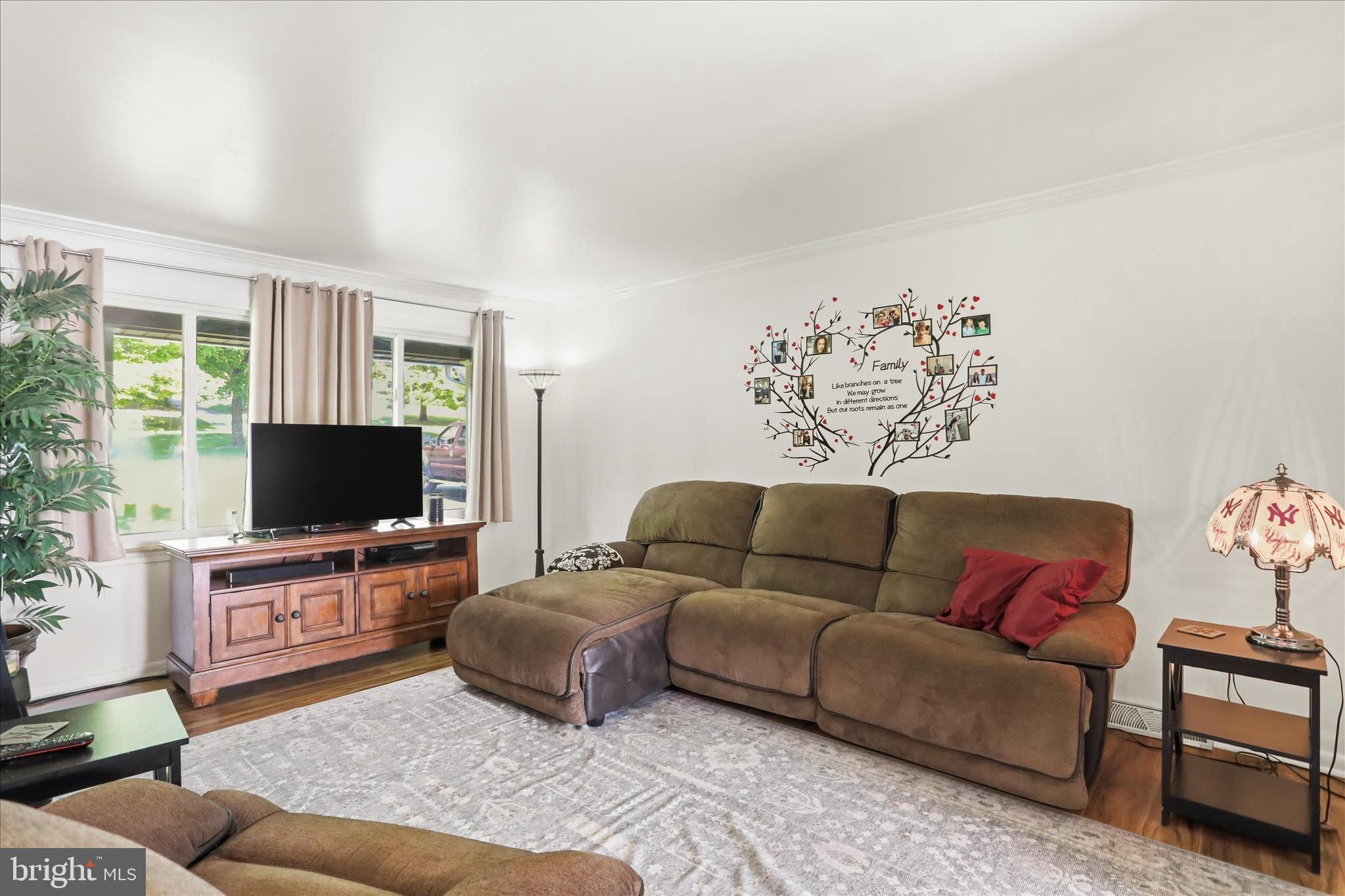 COOL HOLLOW ESTATES - Residential