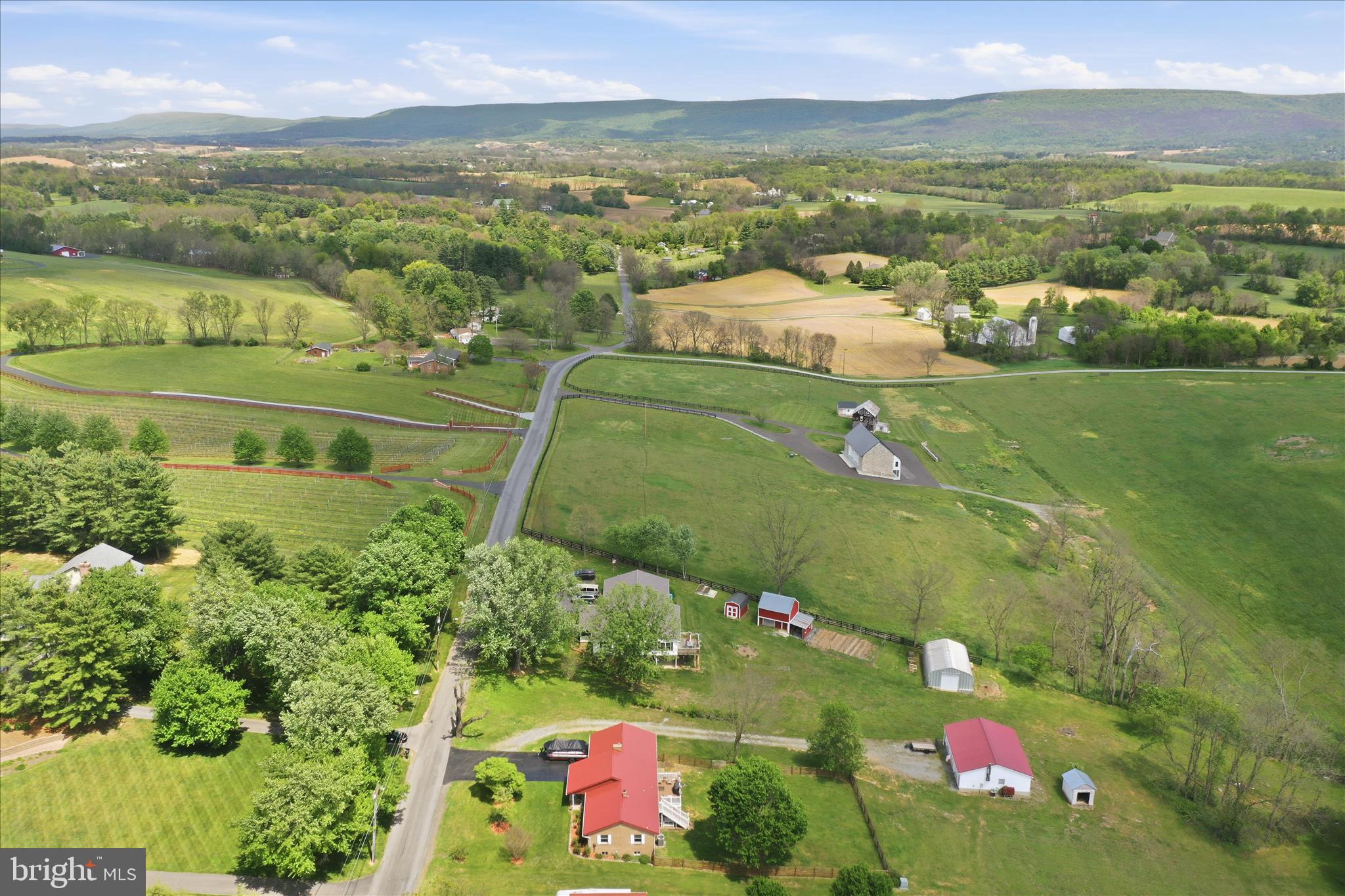 COOL HOLLOW ESTATES - Residential
