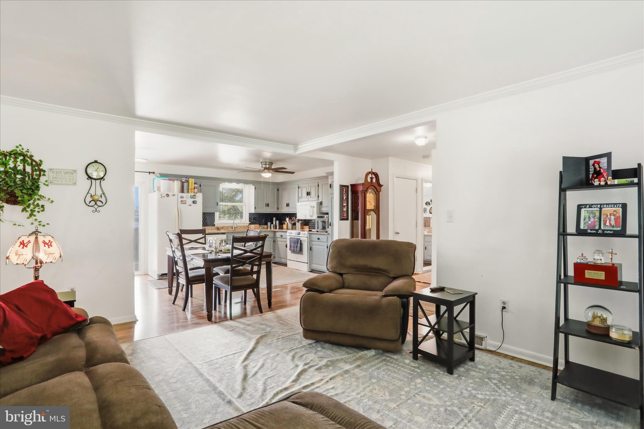 COOL HOLLOW ESTATES - Residential