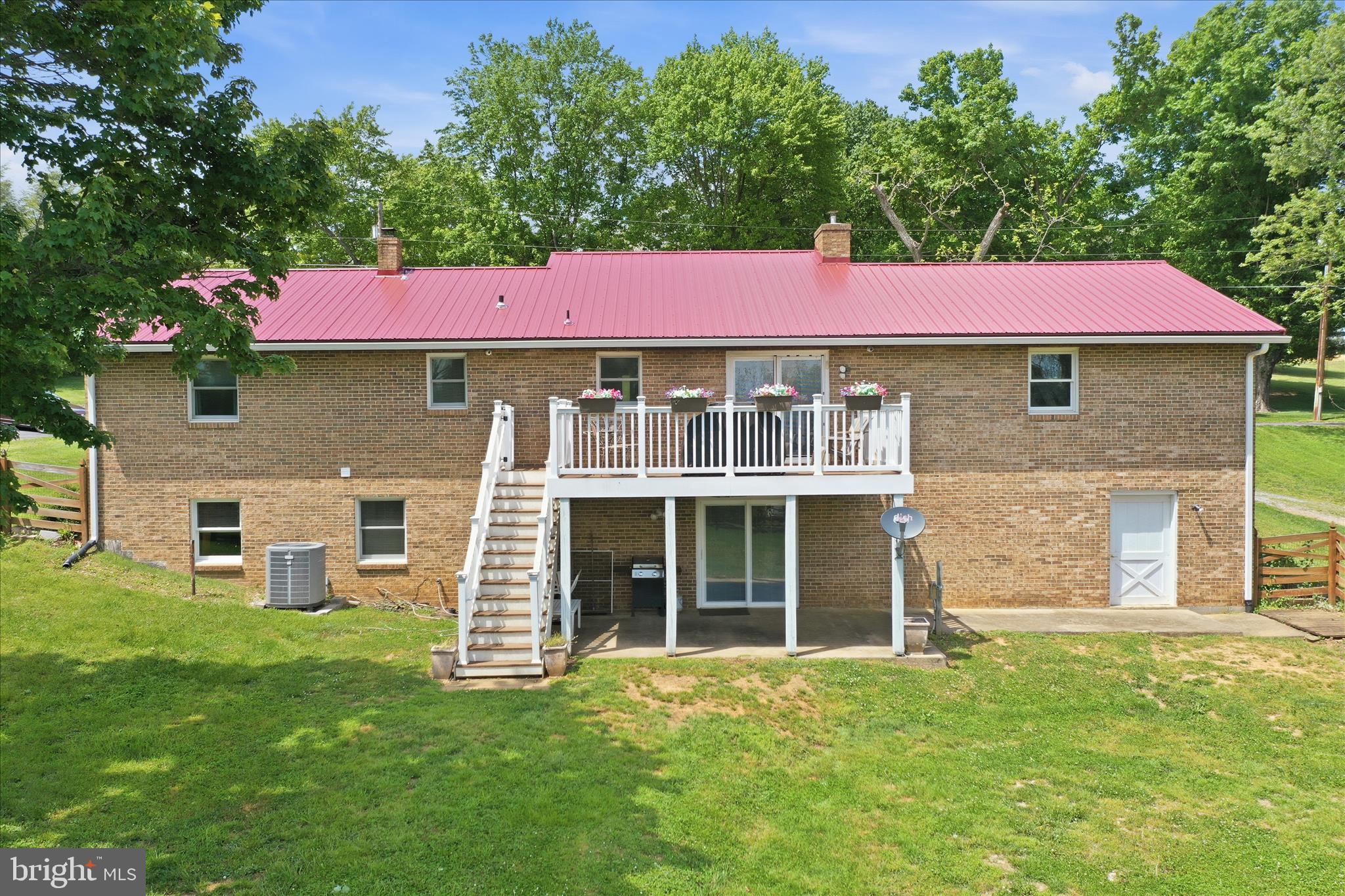 COOL HOLLOW ESTATES - Residential