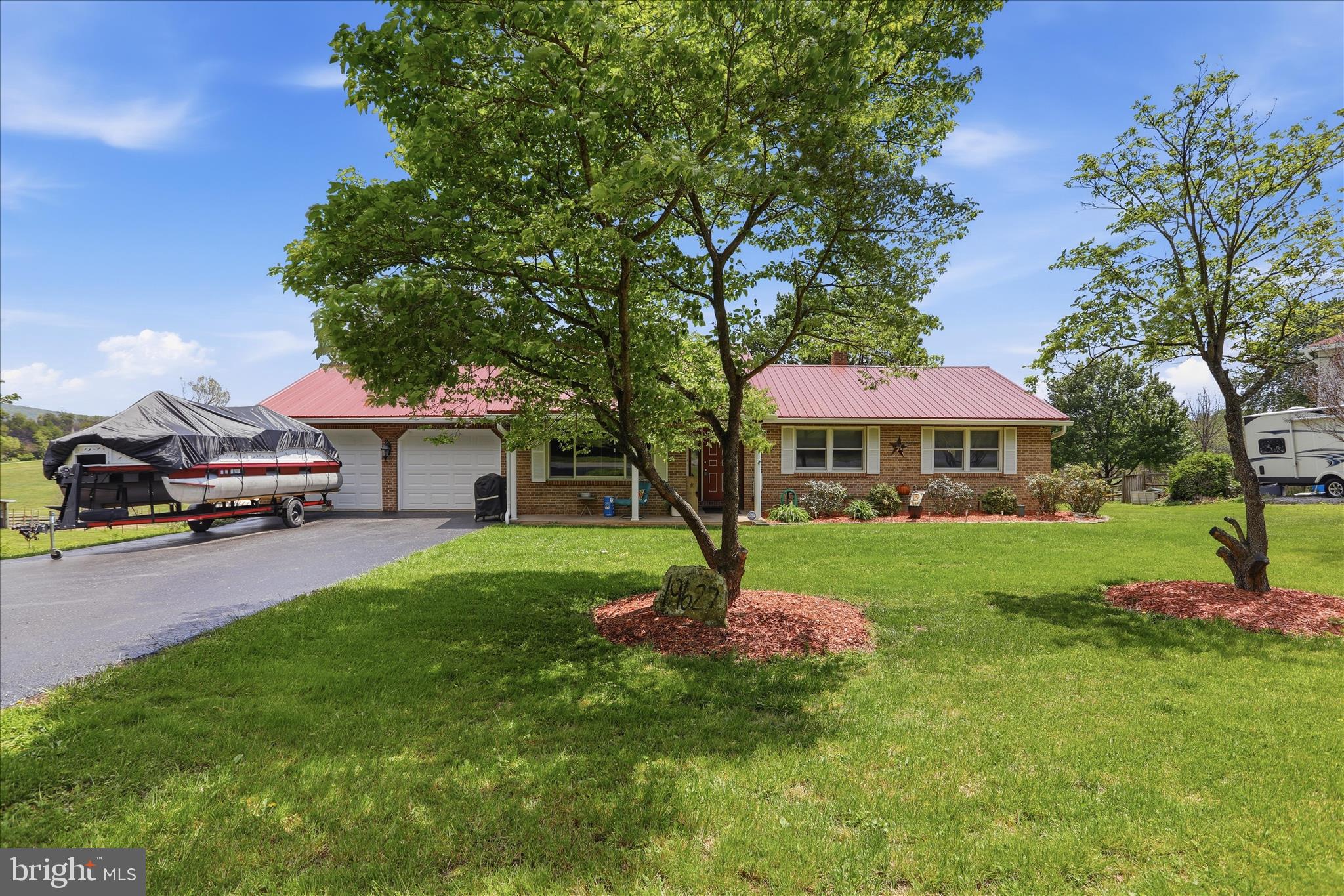 COOL HOLLOW ESTATES - Residential