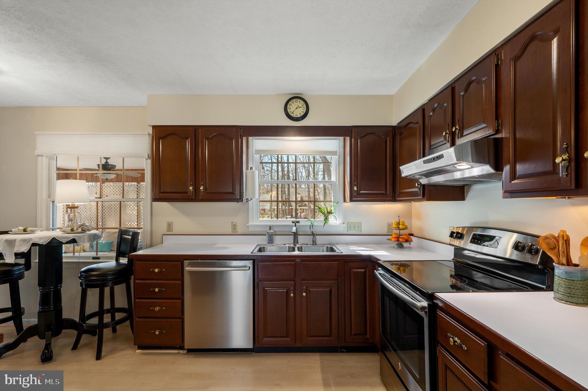 LAKEWOOD - Residential