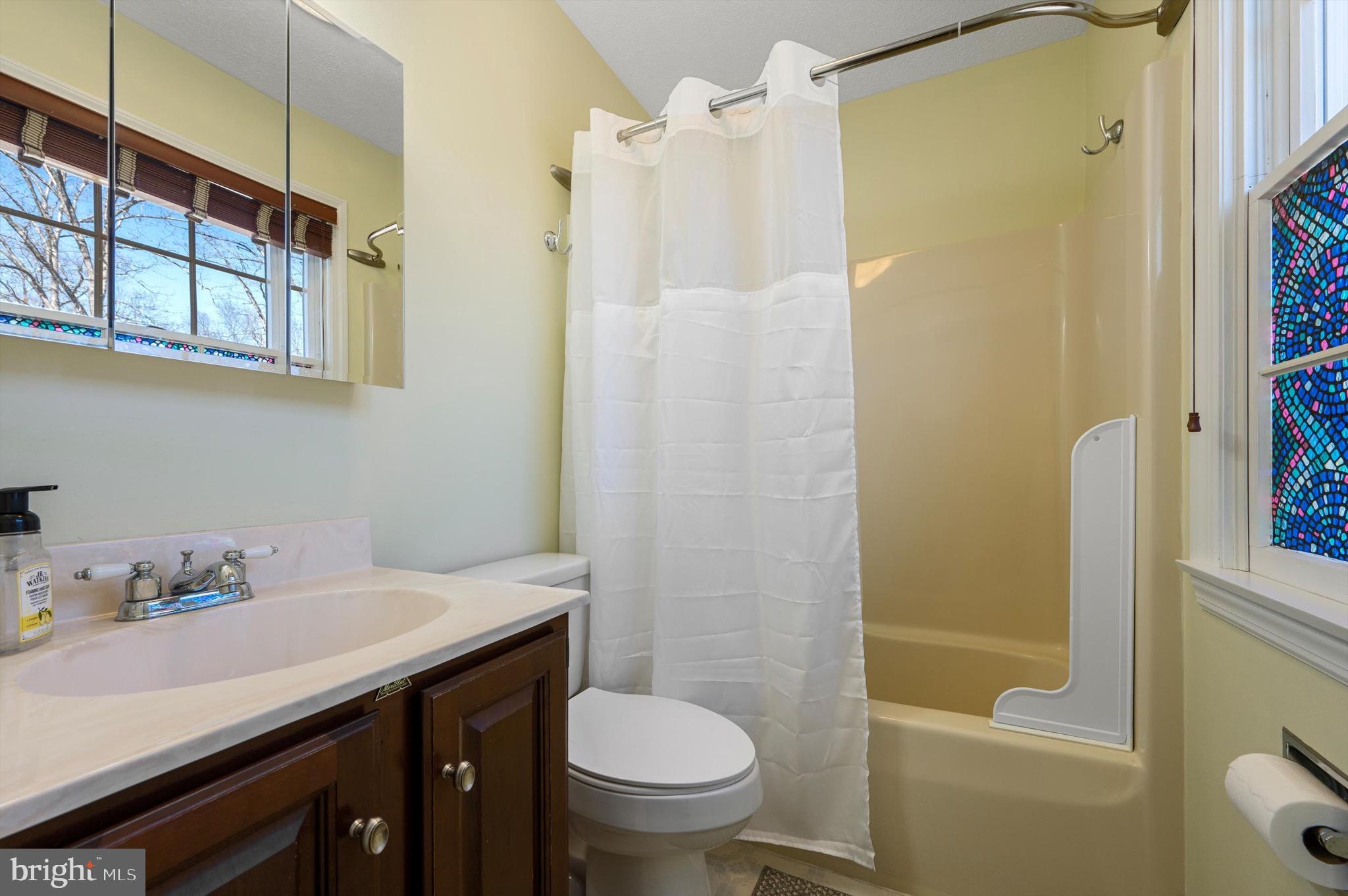 LAKEWOOD - Residential