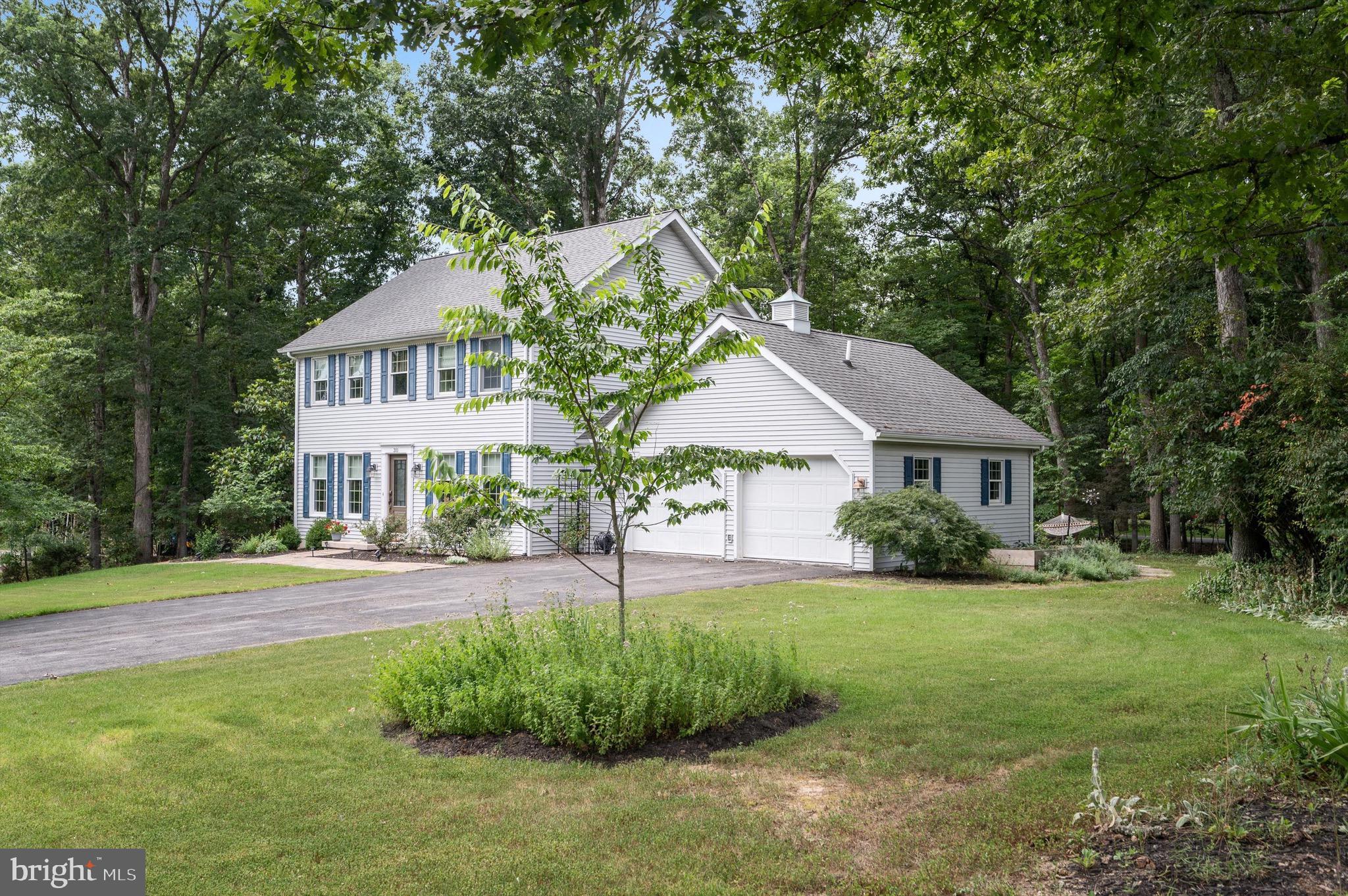 LAKEWOOD - Residential