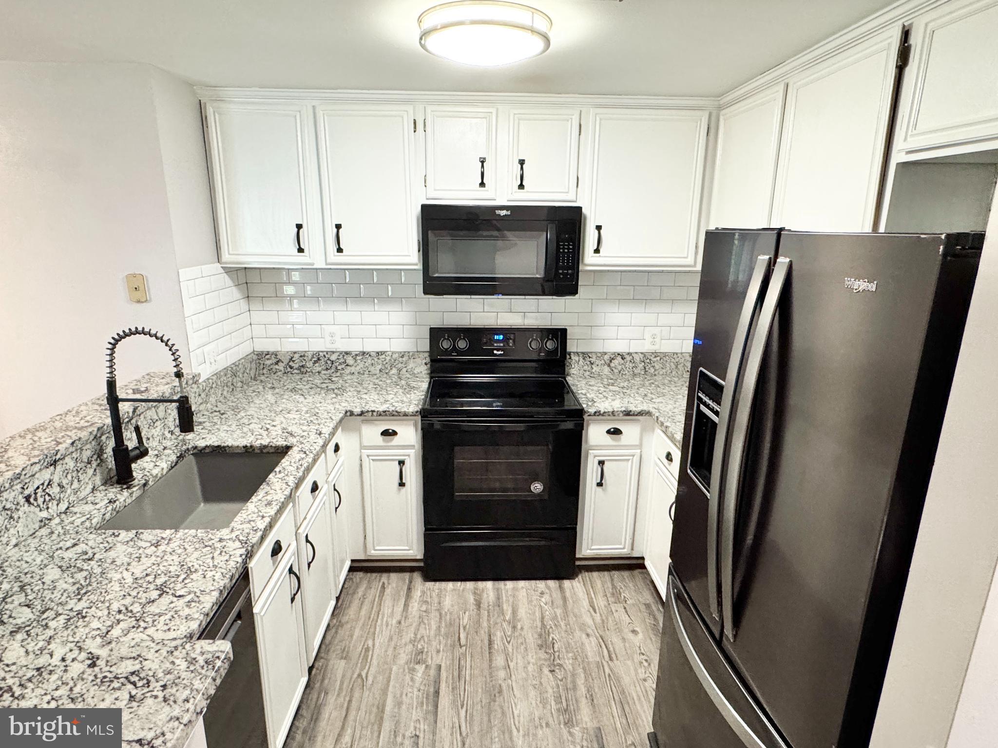 SUNNINGDALE MEADOWS - Residential Lease