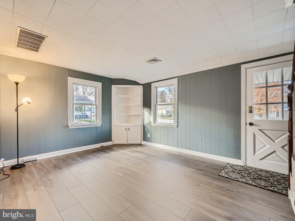 DUNDALK - Residential