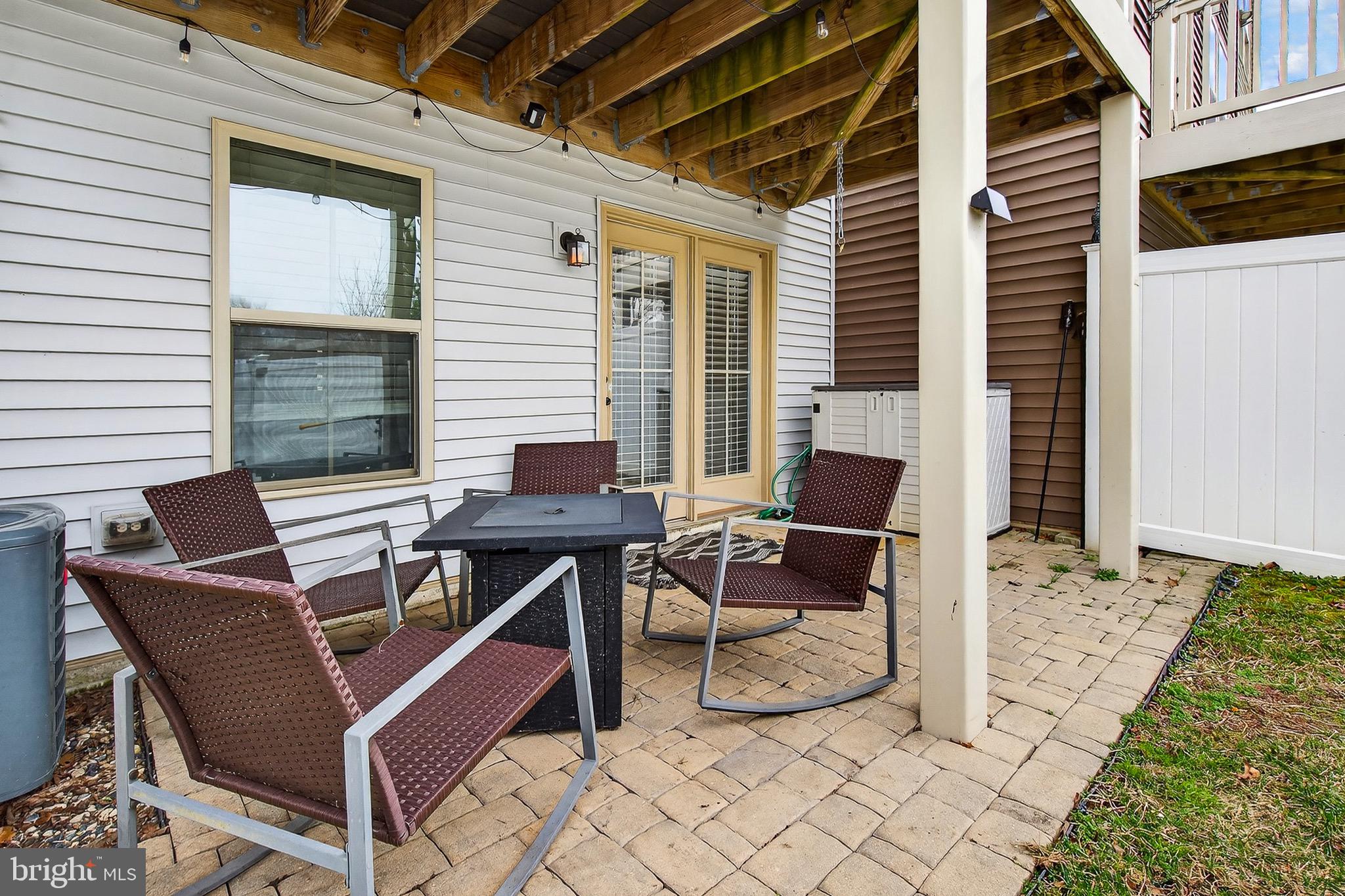 TOWNES AT BYNUM RUN - Residential