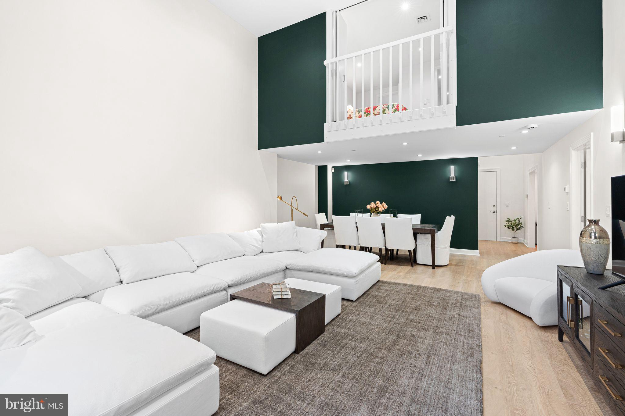 SOCIETY HILL - Residential