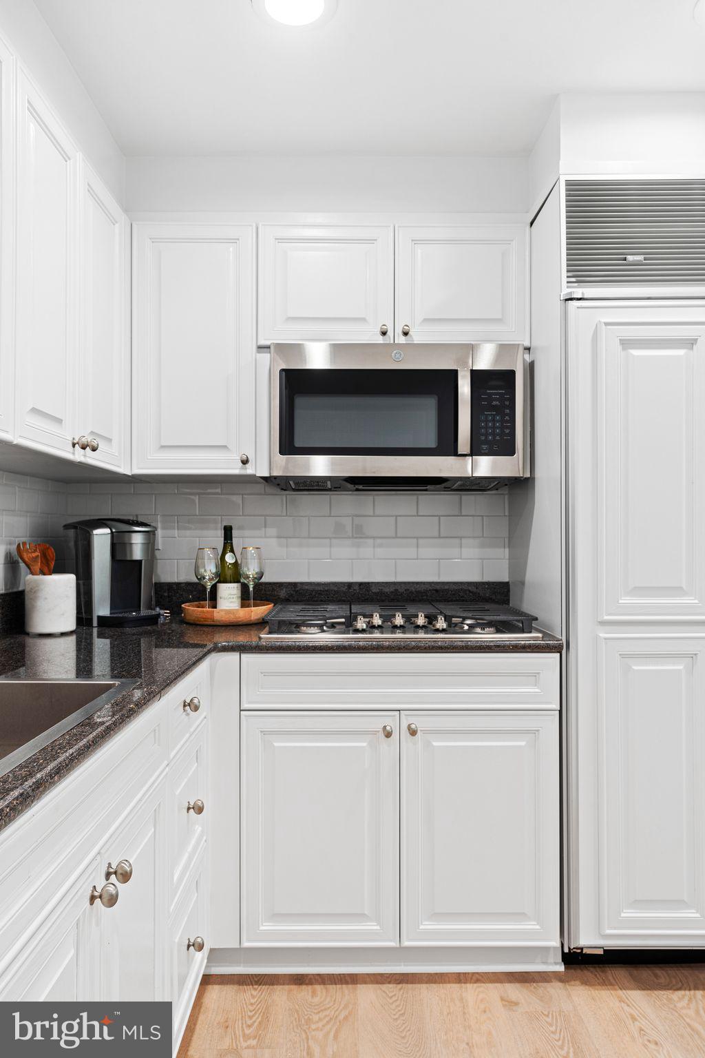 SOCIETY HILL - Residential