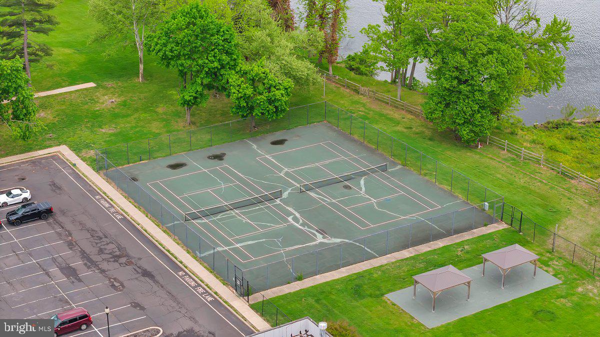 DELAIRE LANDING - Residential