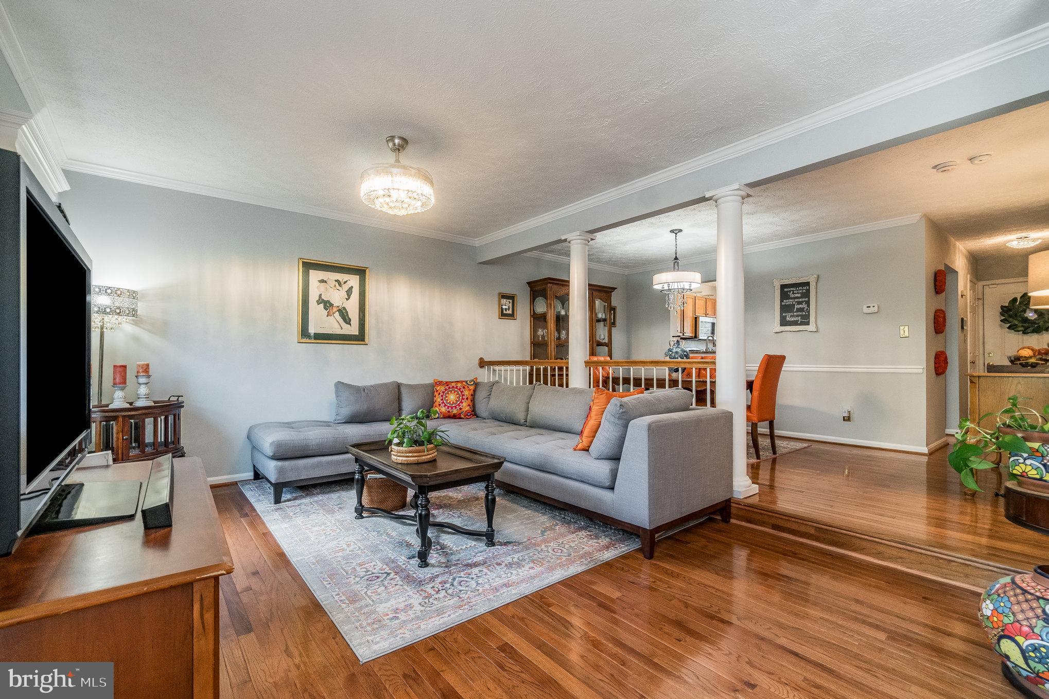 HAMPTON OAKS - Residential