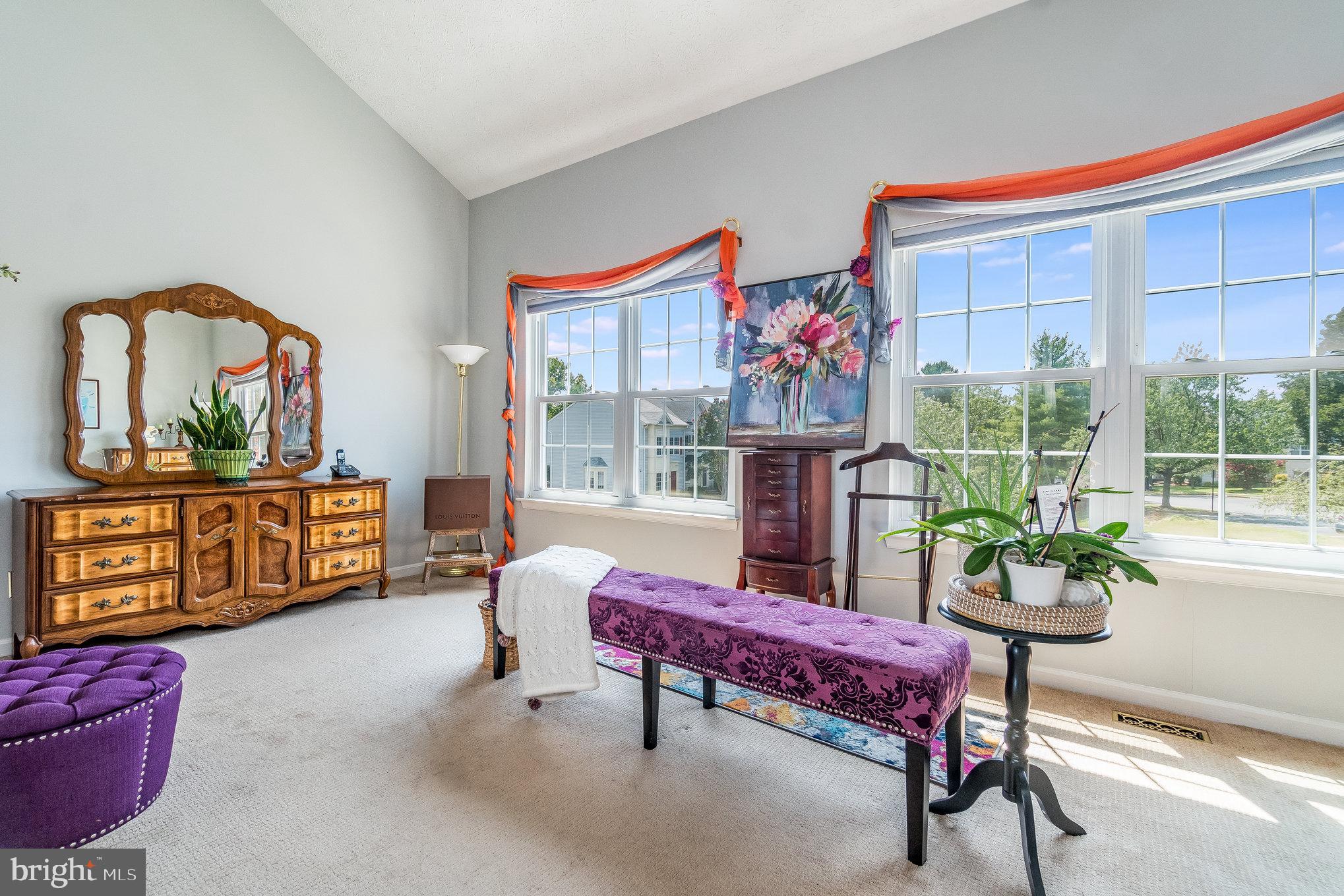 HAMPTON OAKS - Residential