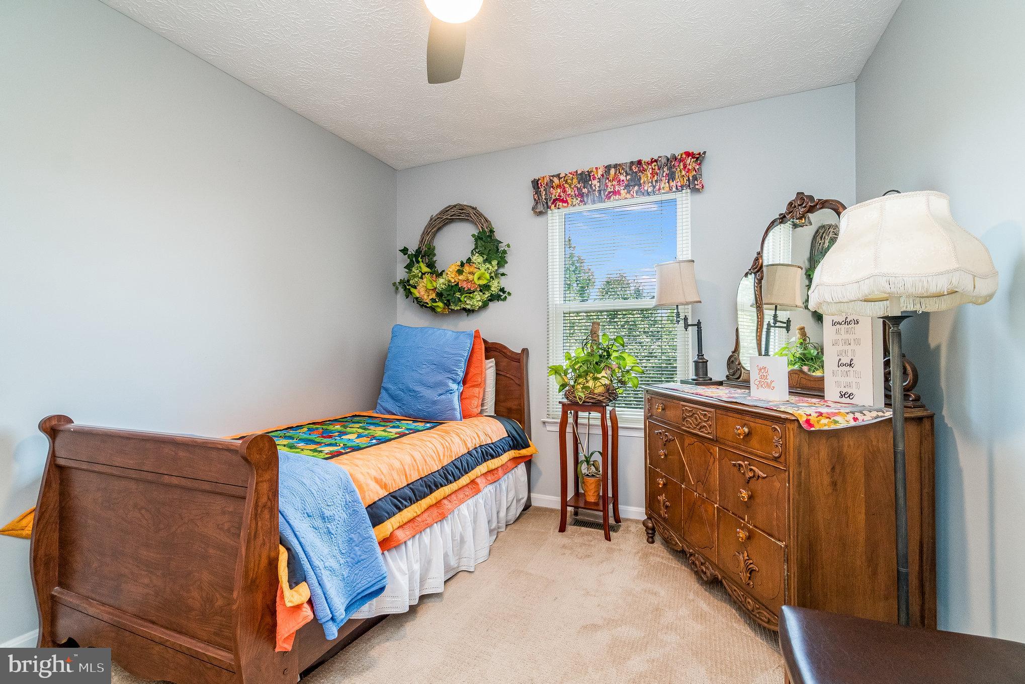 HAMPTON OAKS - Residential