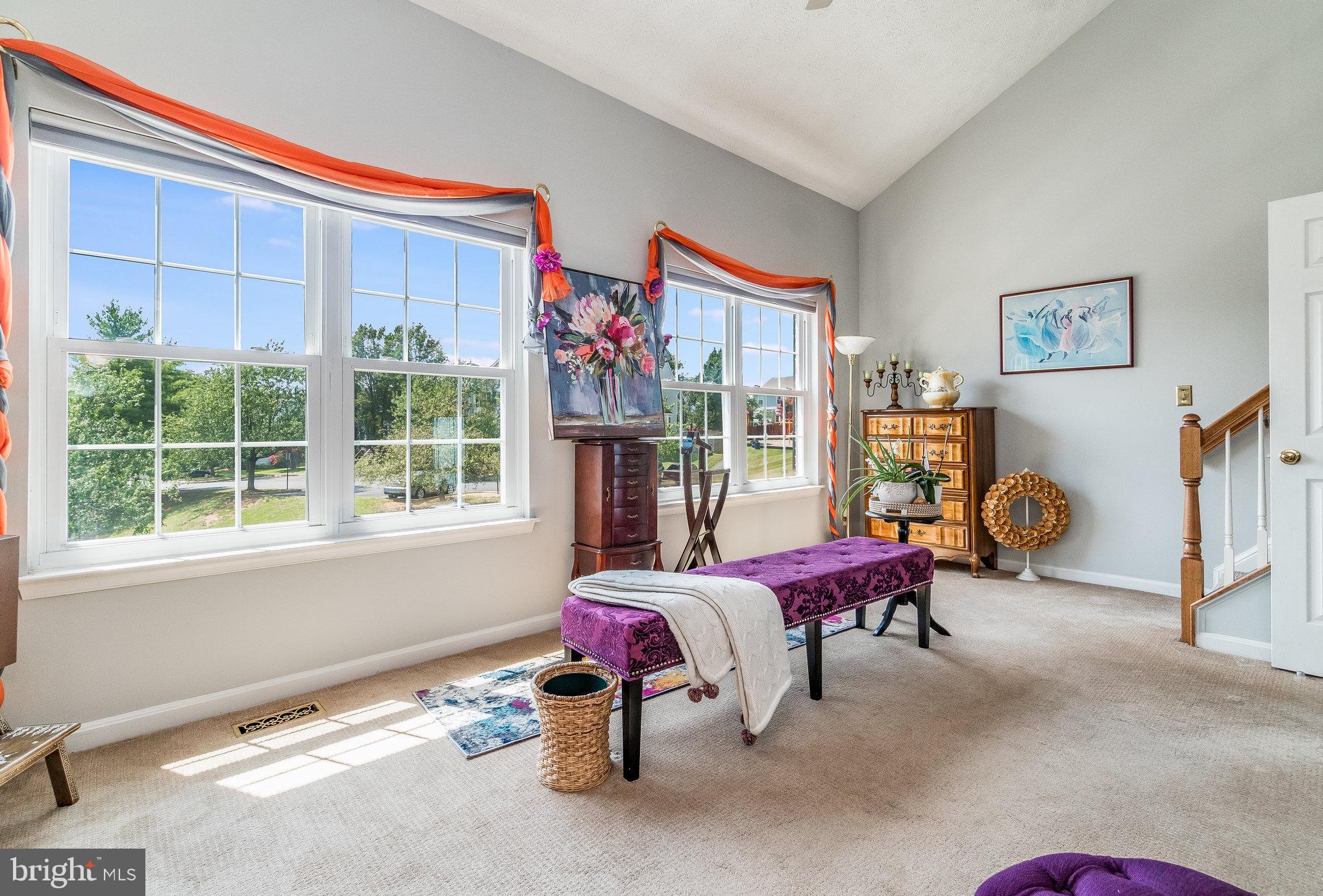 HAMPTON OAKS - Residential