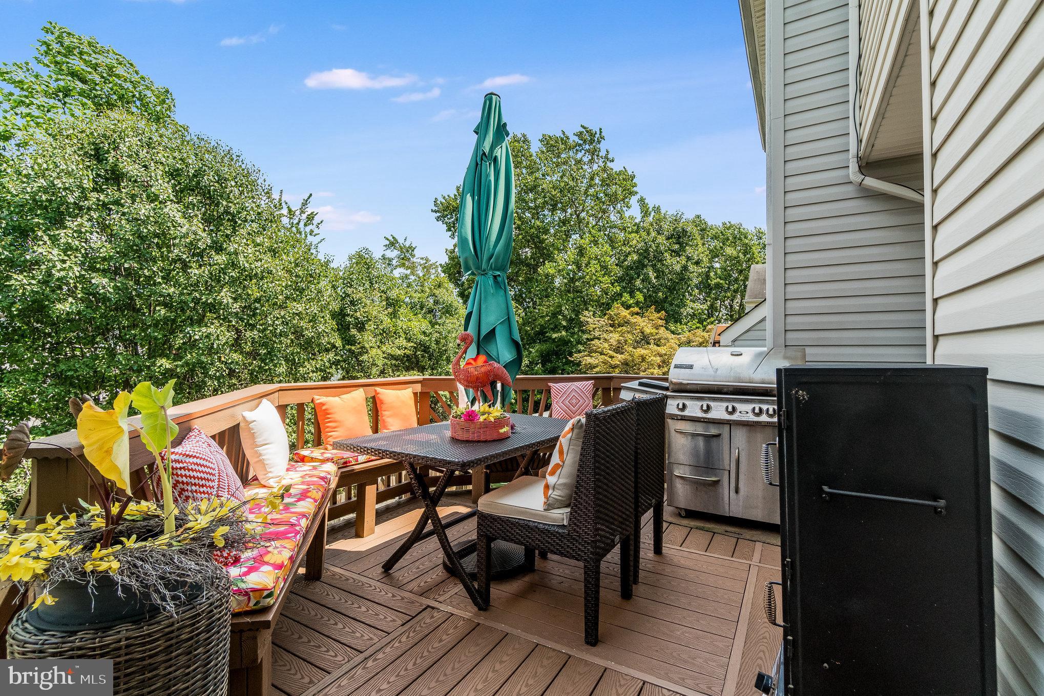 HAMPTON OAKS - Residential