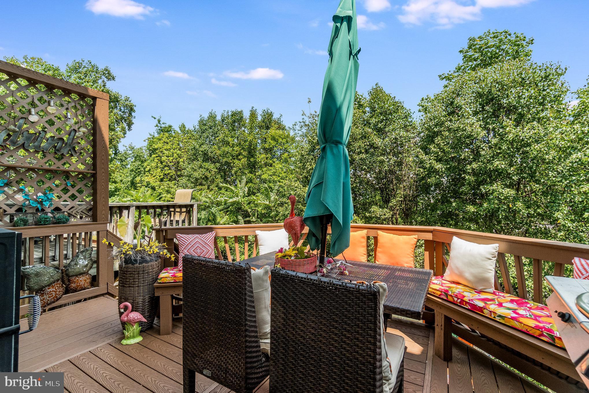 HAMPTON OAKS - Residential