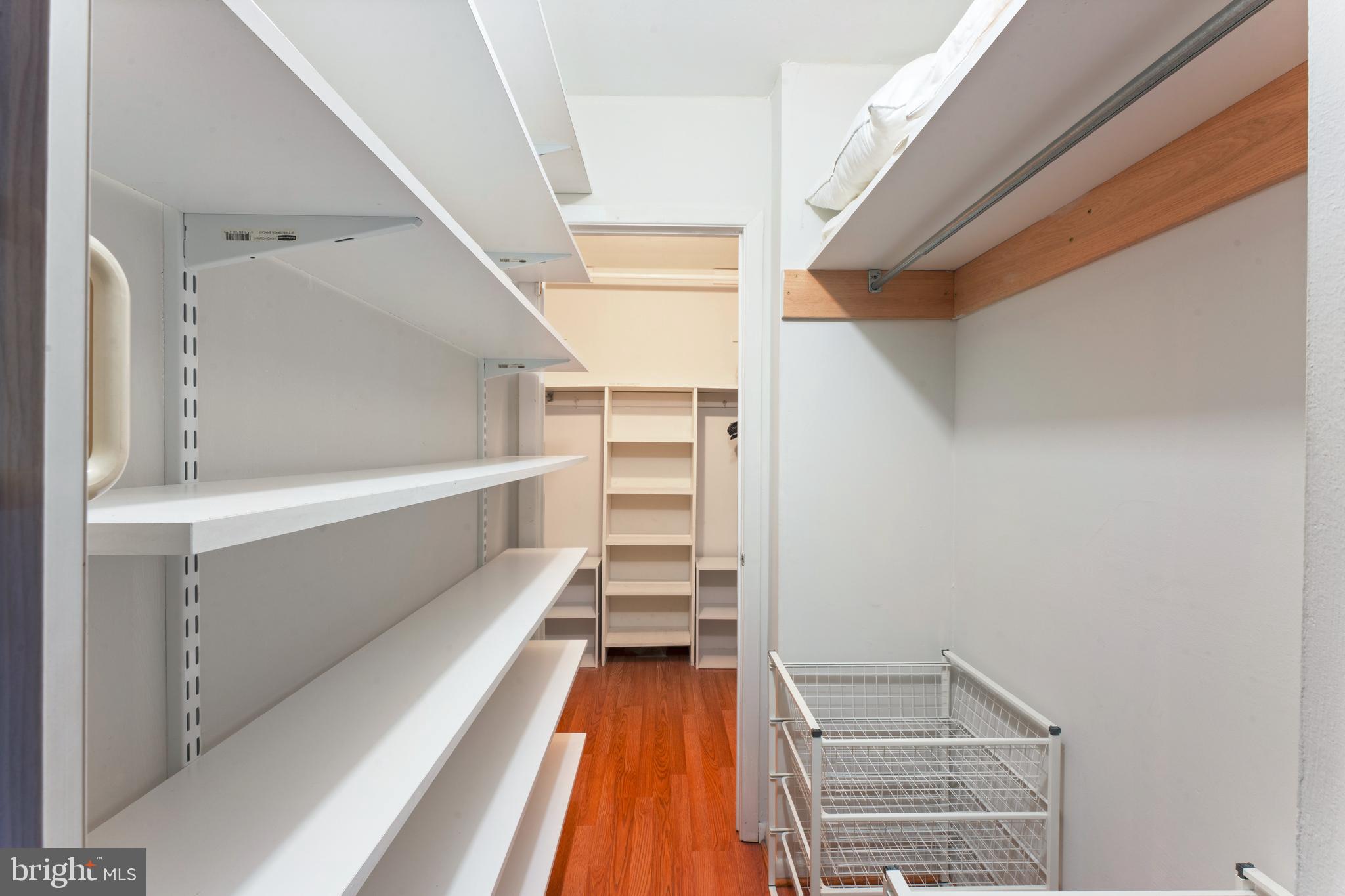 KREWSTOWN - Residential