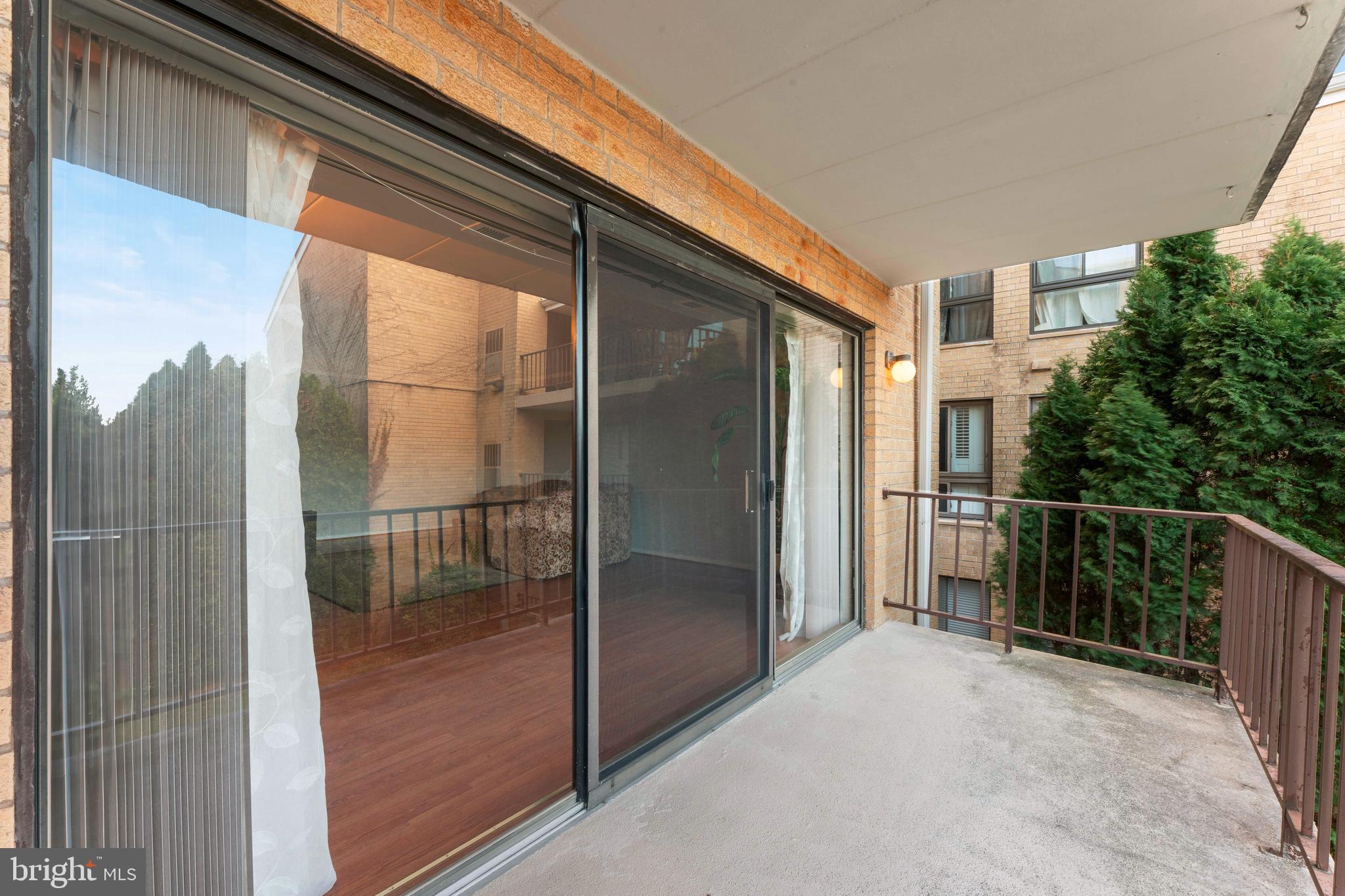 KREWSTOWN - Residential