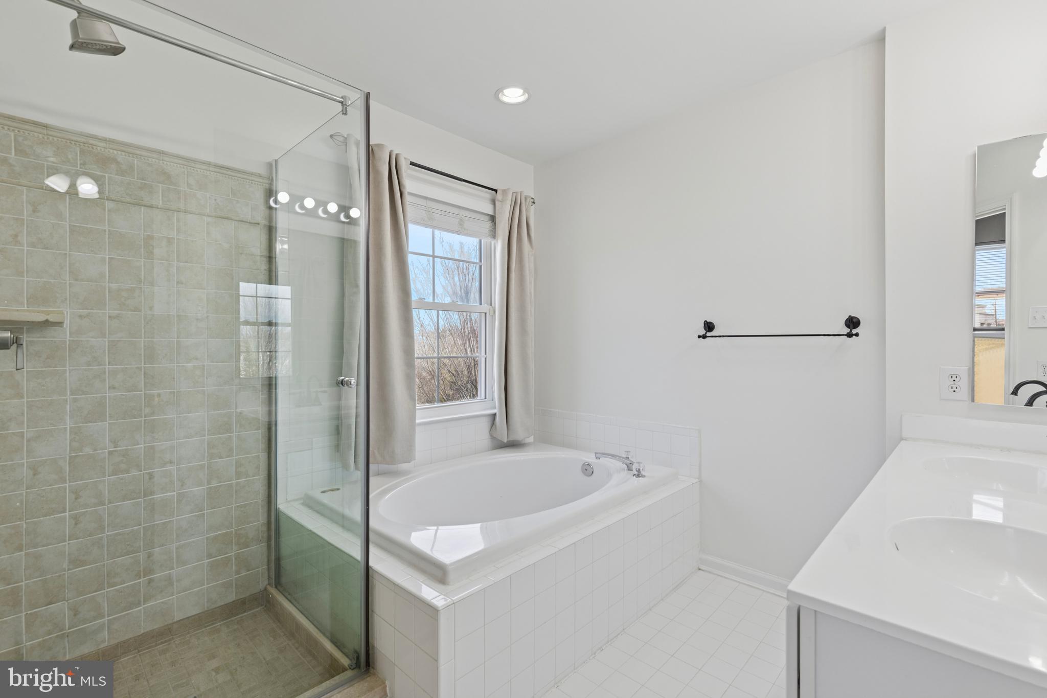 TERRACE AT MONTGOM - Residential Lease