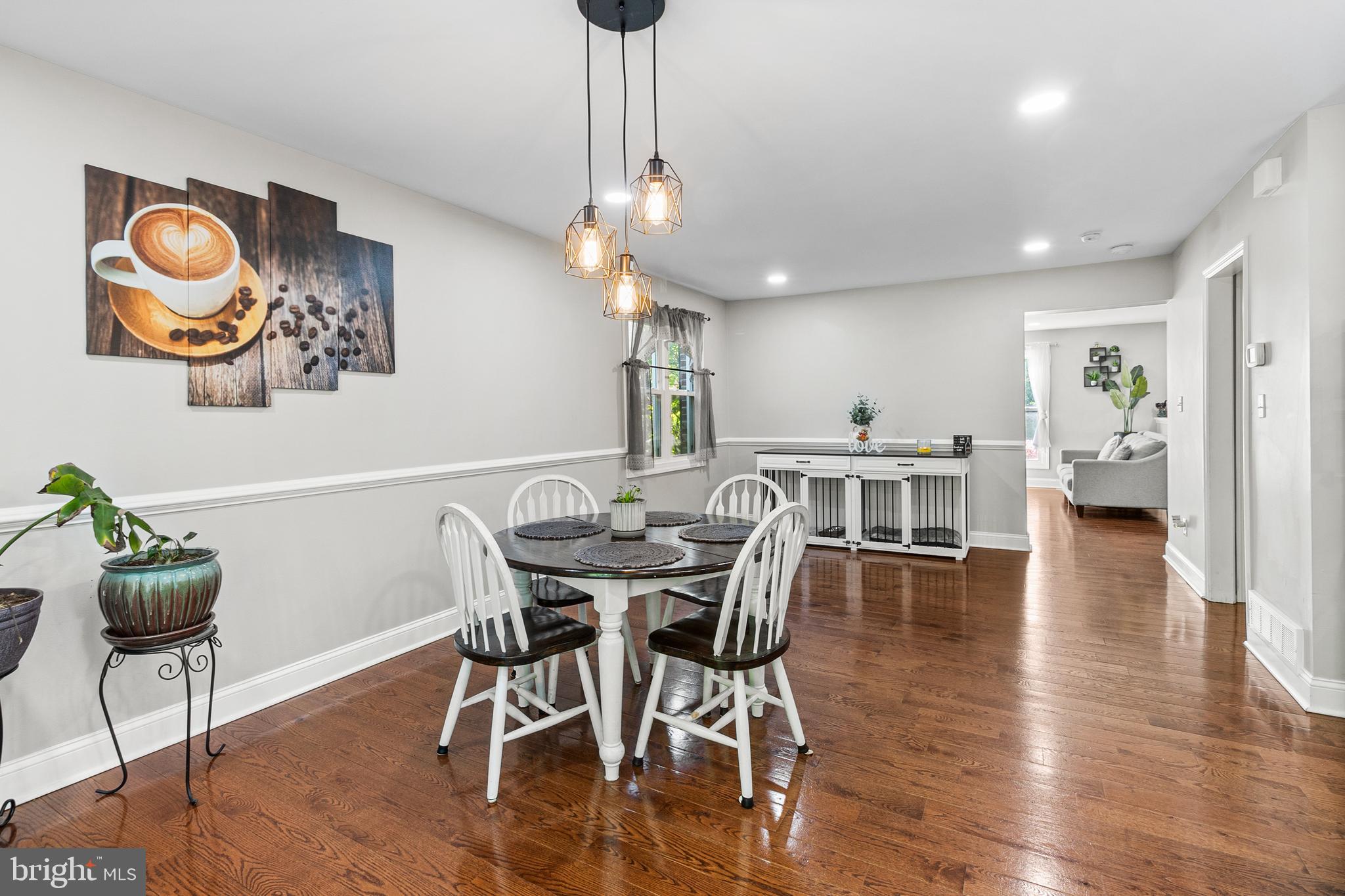 11 WELLINGTON WEST DRIVE