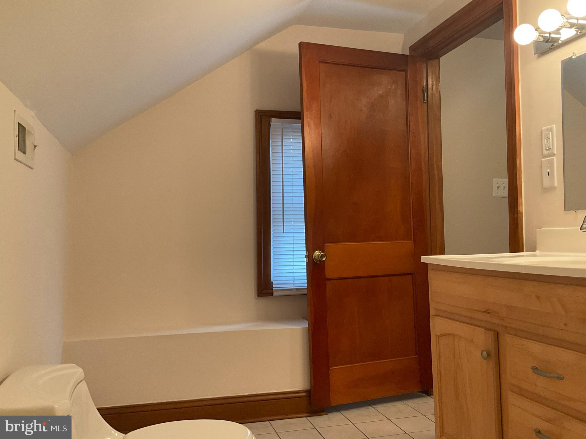 MARYLAND AVENUE - Residential