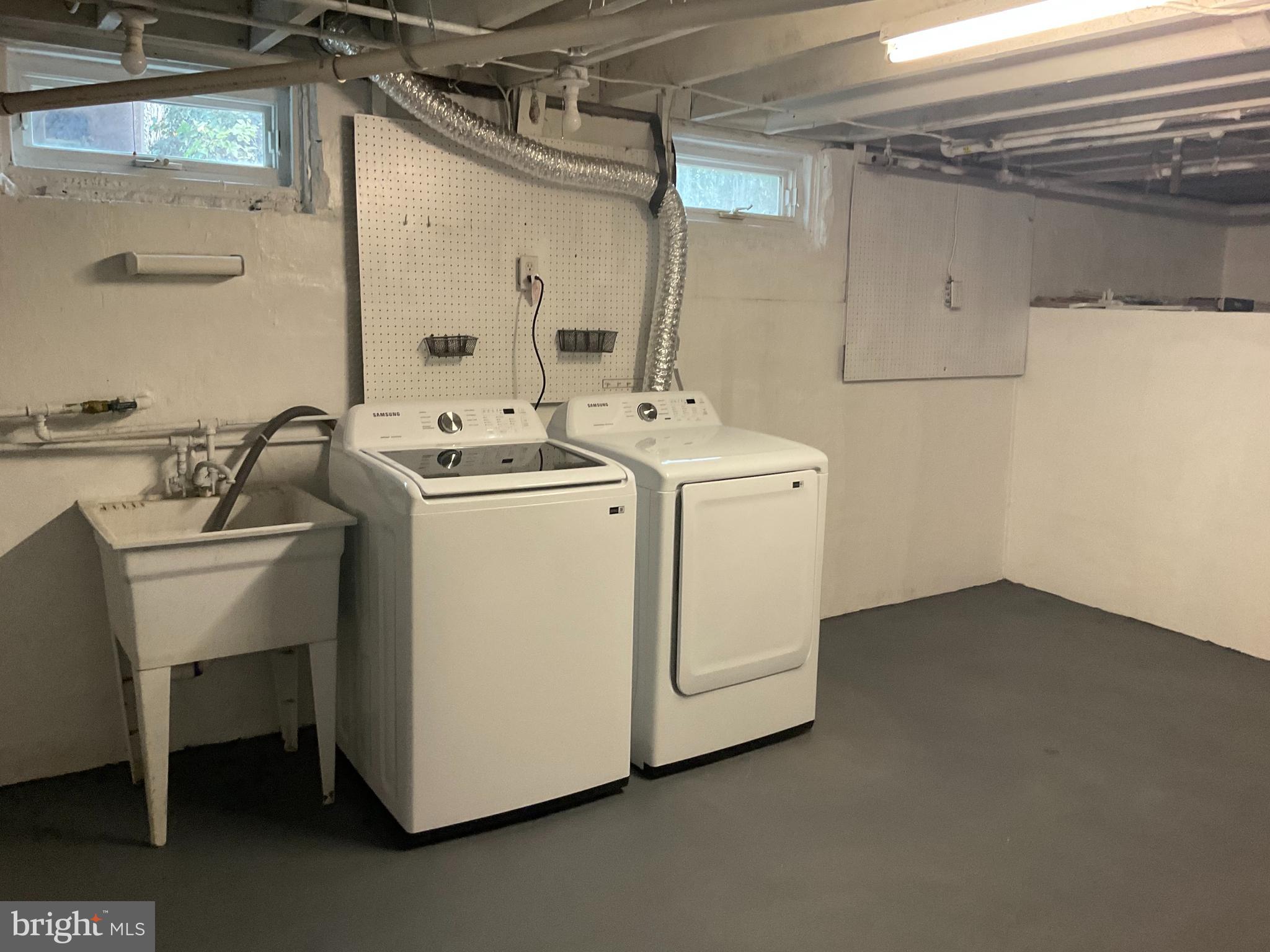 MARYLAND AVENUE - Residential