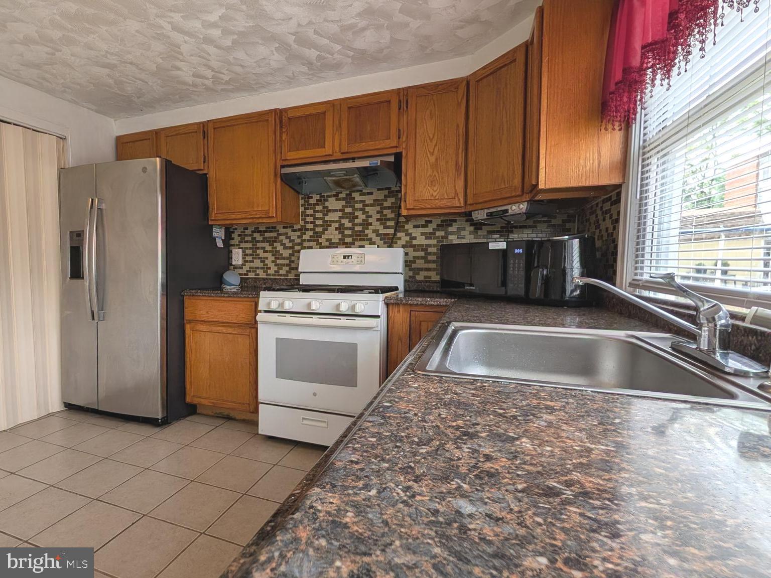RIVERVIEW - Residential