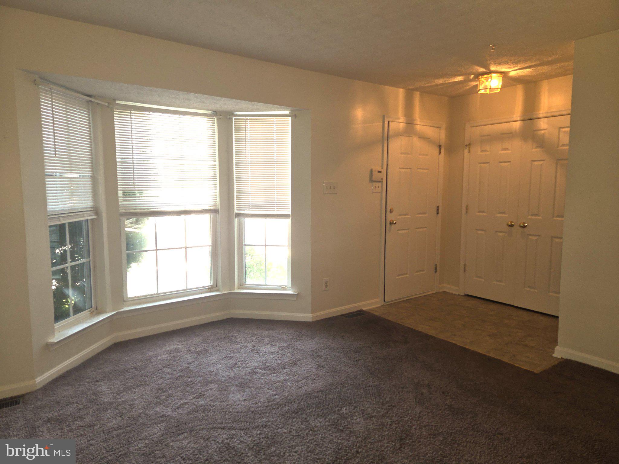 422 BUTTONWOODS ROAD