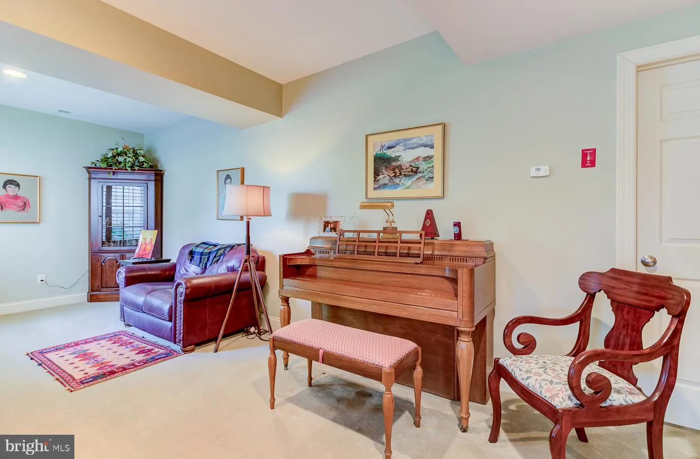 Oxford, Pennsylvania 19363, United States, 4 Bedrooms Bedrooms, ,4 BathroomsBathrooms,Residential,Pending,43198