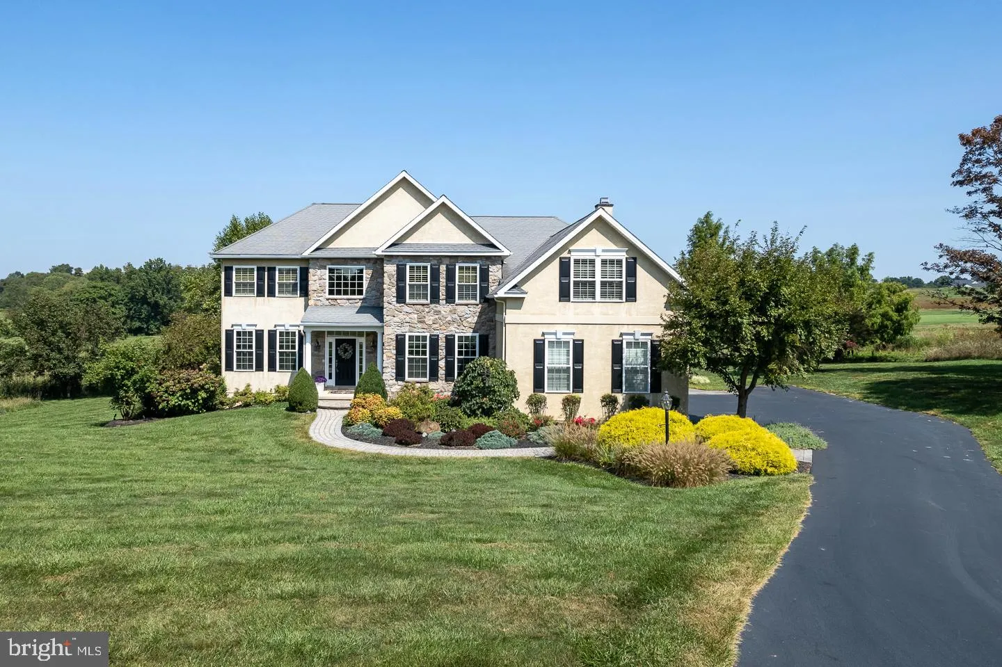 Oxford, Pennsylvania 19363, United States, 4 Bedrooms Bedrooms, ,4 BathroomsBathrooms,Residential,Pending,43198