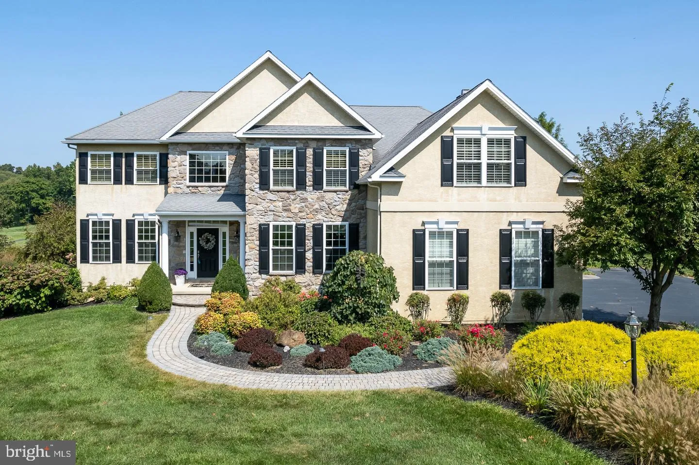 Oxford, Pennsylvania 19363, United States, 4 Bedrooms Bedrooms, ,4 BathroomsBathrooms,Residential,Pending,43198