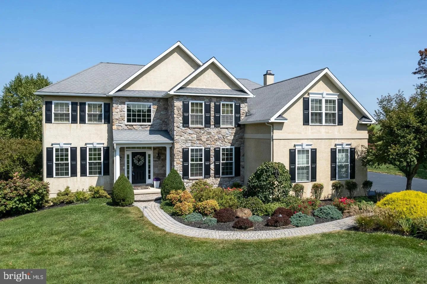 Oxford, Pennsylvania 19363, United States, 4 Bedrooms Bedrooms, ,4 BathroomsBathrooms,Residential,Pending,43198