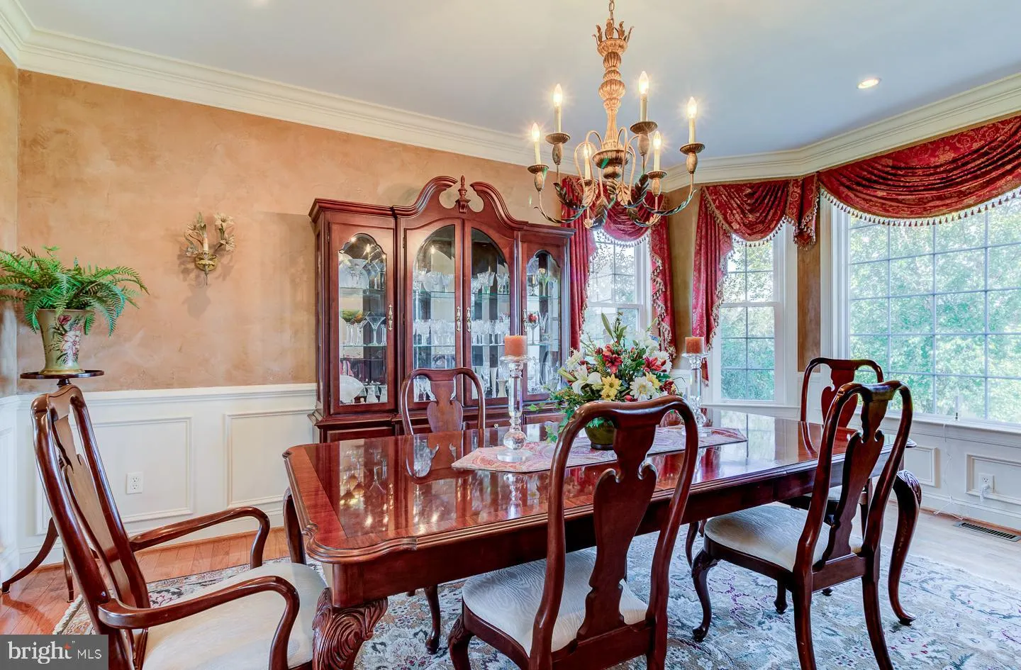 Oxford, Pennsylvania 19363, United States, 4 Bedrooms Bedrooms, ,4 BathroomsBathrooms,Residential,Pending,43198