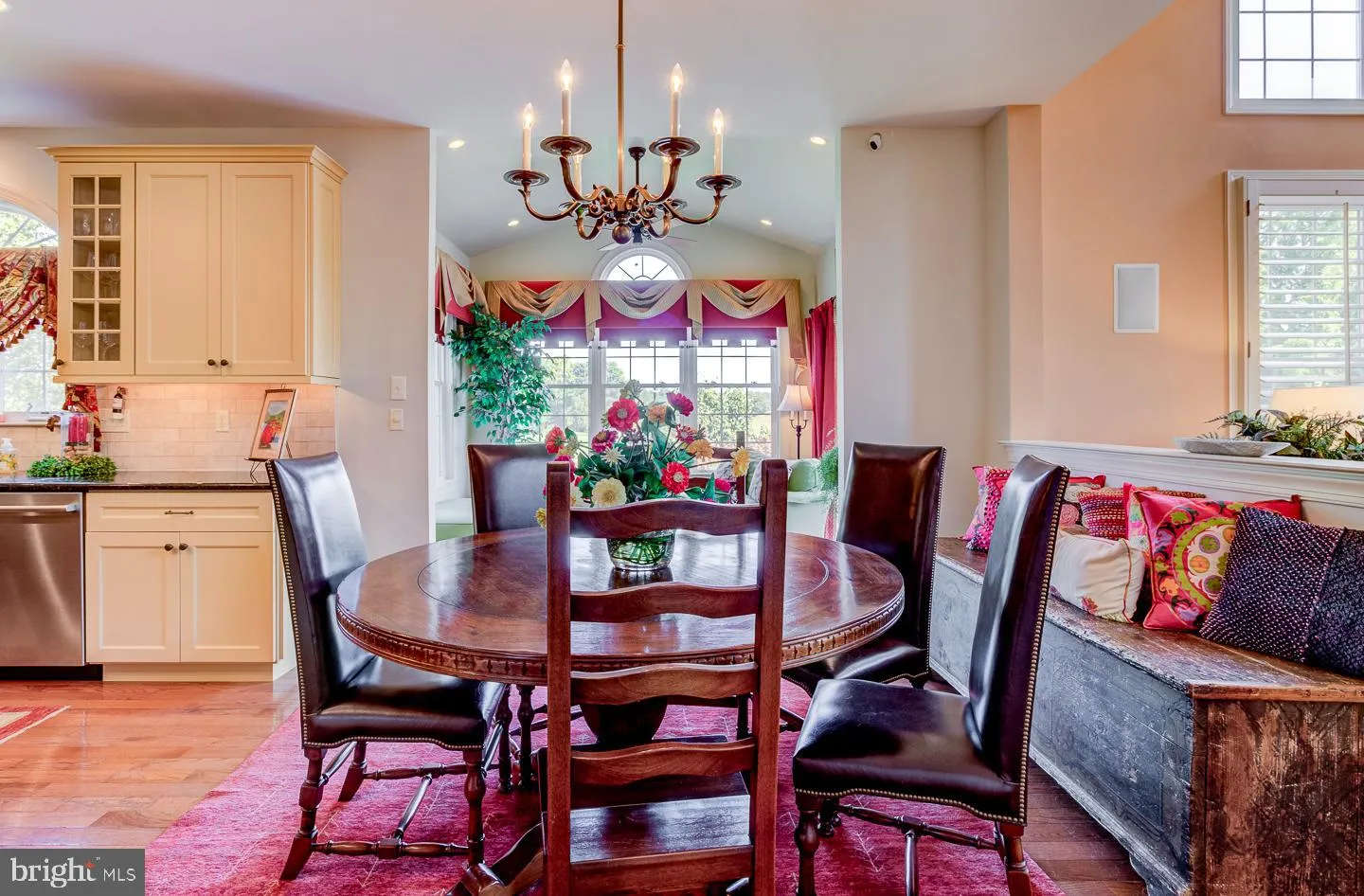 Oxford, Pennsylvania 19363, United States, 4 Bedrooms Bedrooms, ,4 BathroomsBathrooms,Residential,Pending,43198