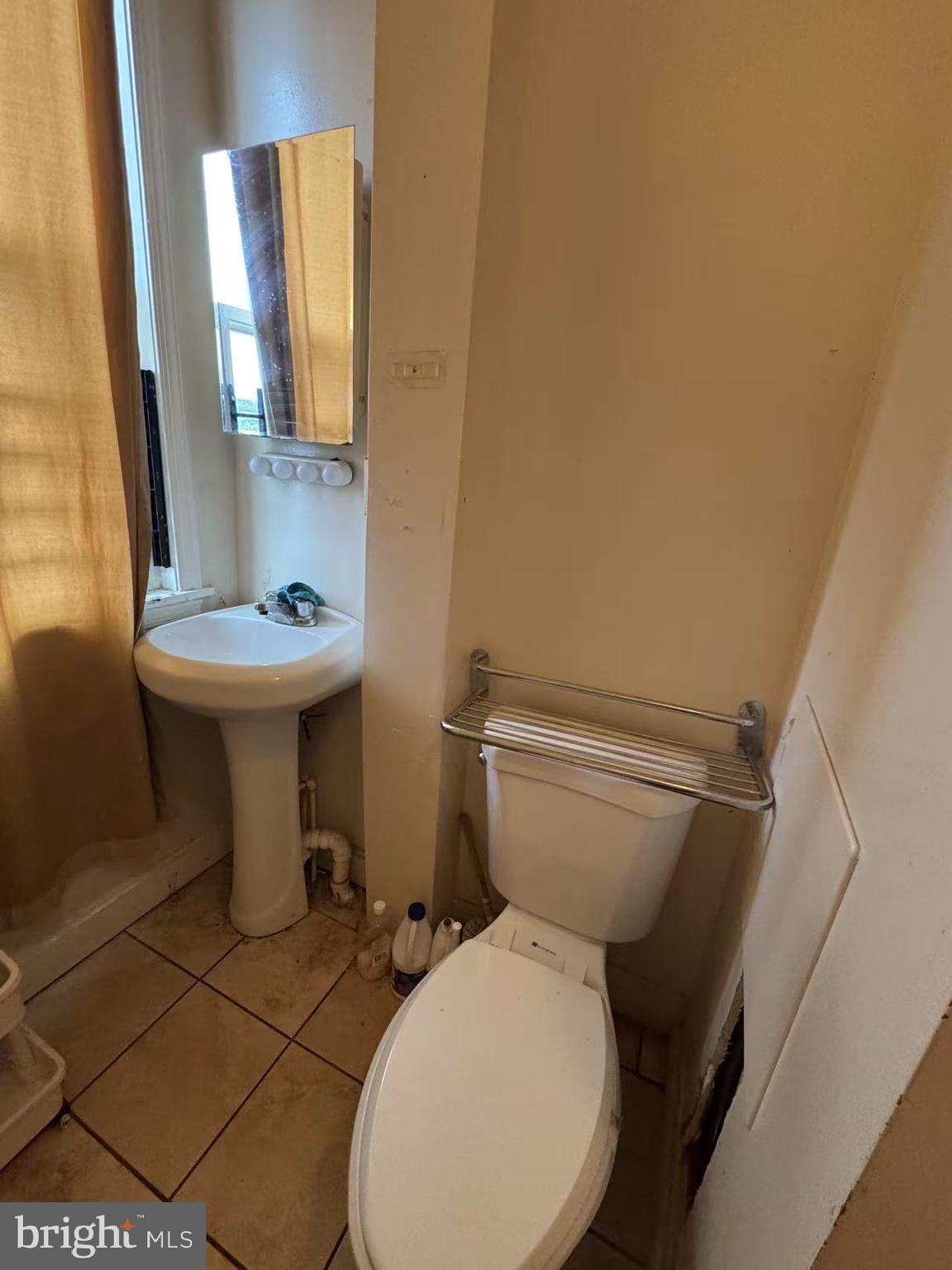 MILTON-MONTFORD - Residential