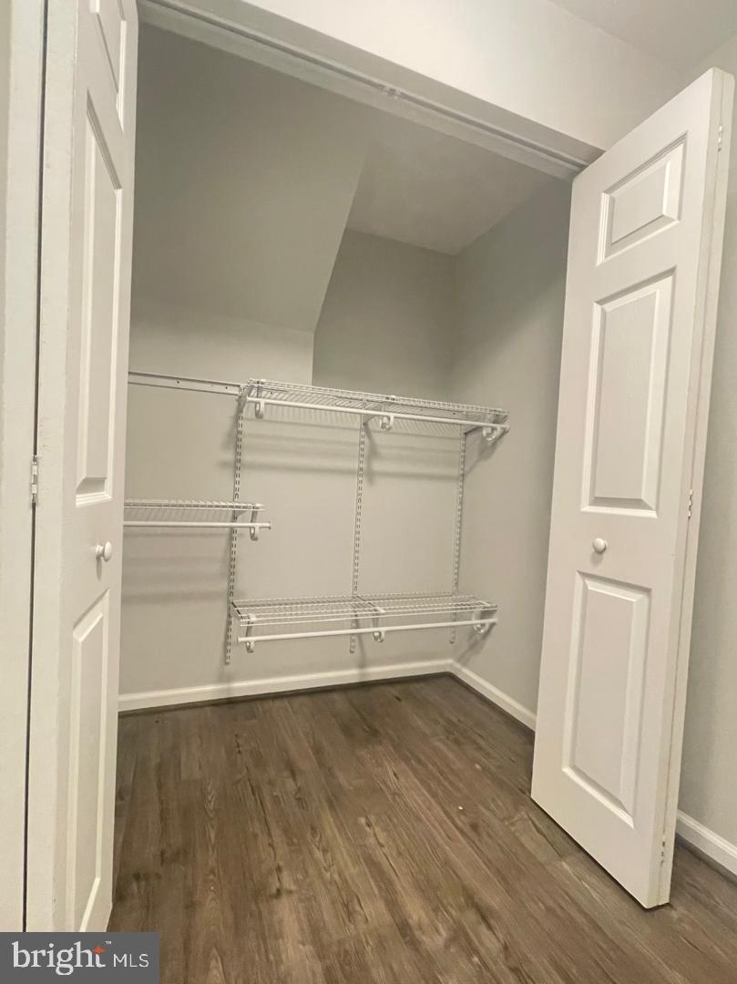 LANDMARK SQUARE - Residential Lease