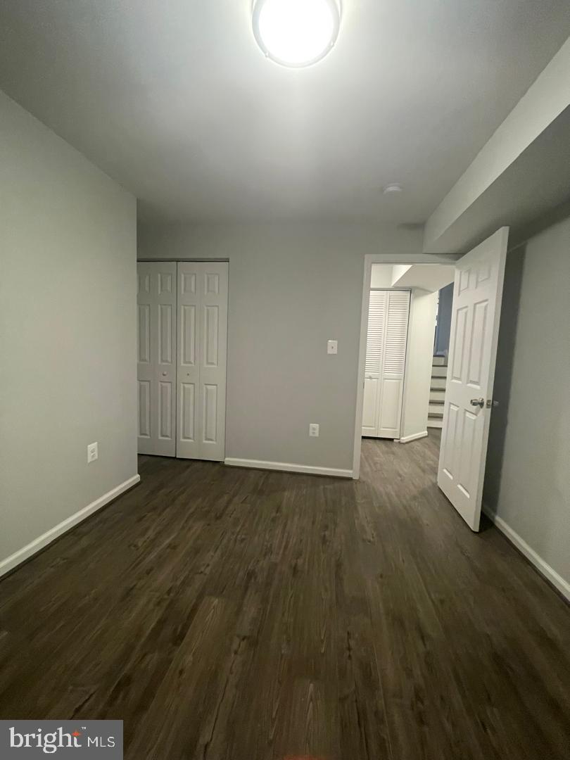 LANDMARK SQUARE - Residential Lease