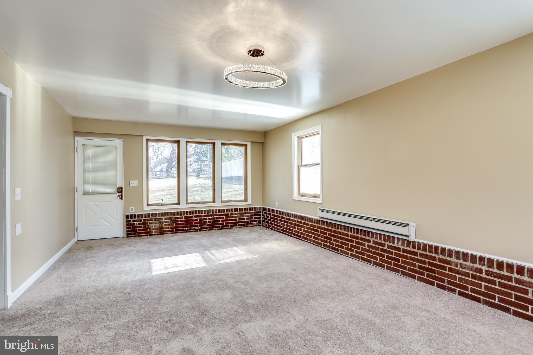 MOUNT HEBRON - Residential