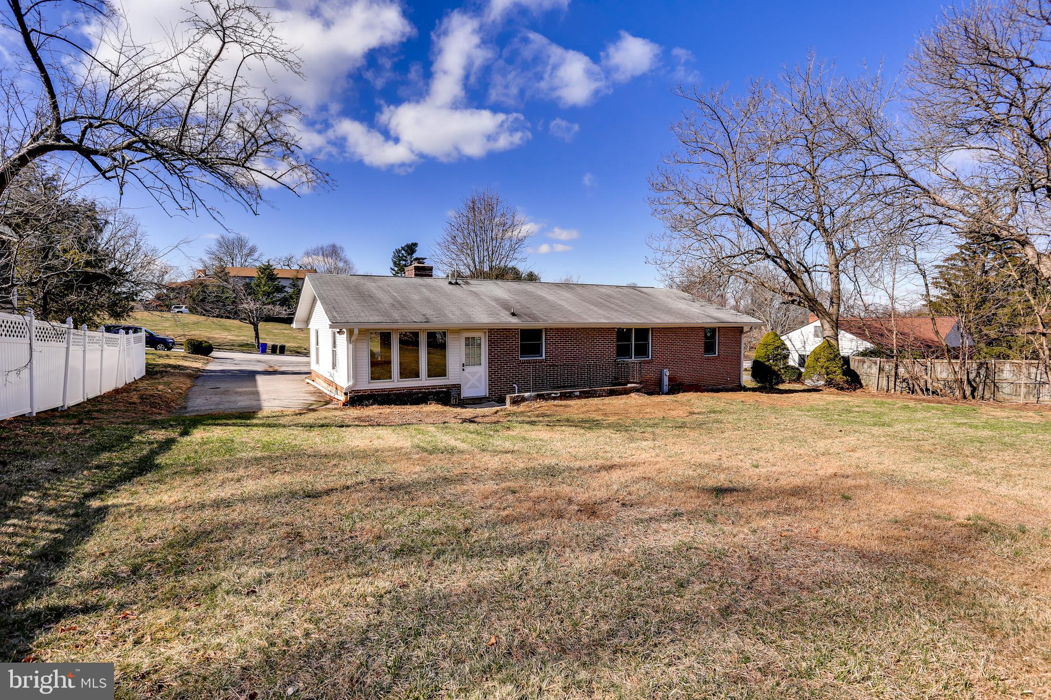 MOUNT HEBRON - Residential