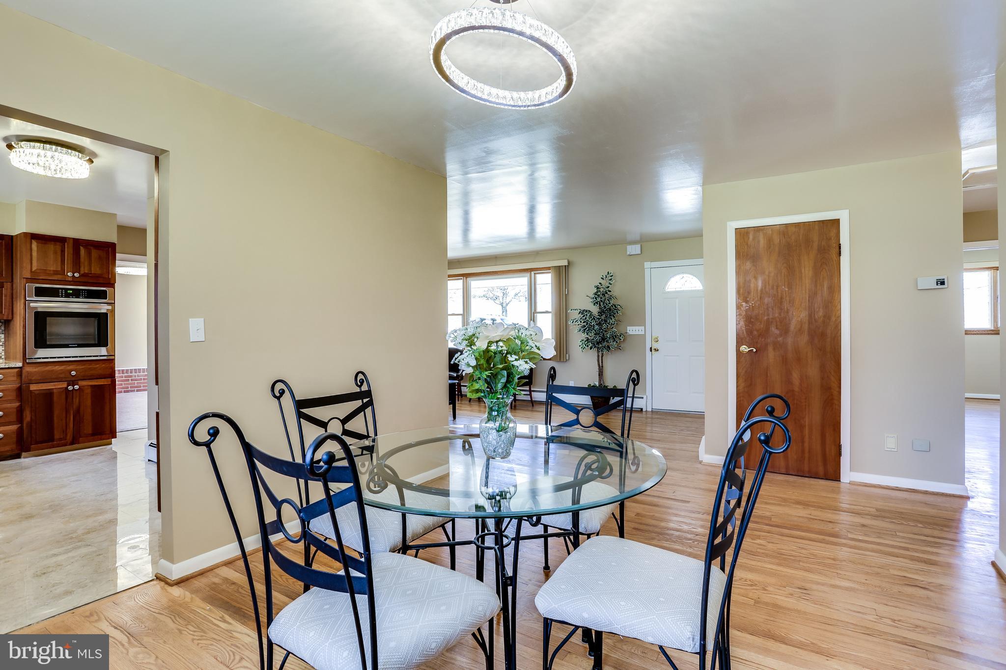 MOUNT HEBRON - Residential