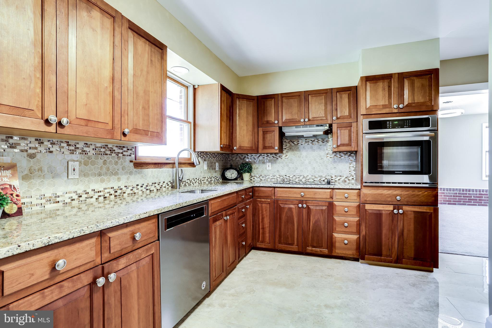 MOUNT HEBRON - Residential