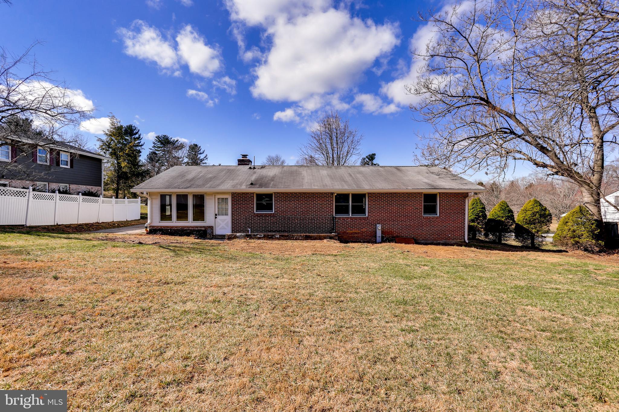 MOUNT HEBRON - Residential