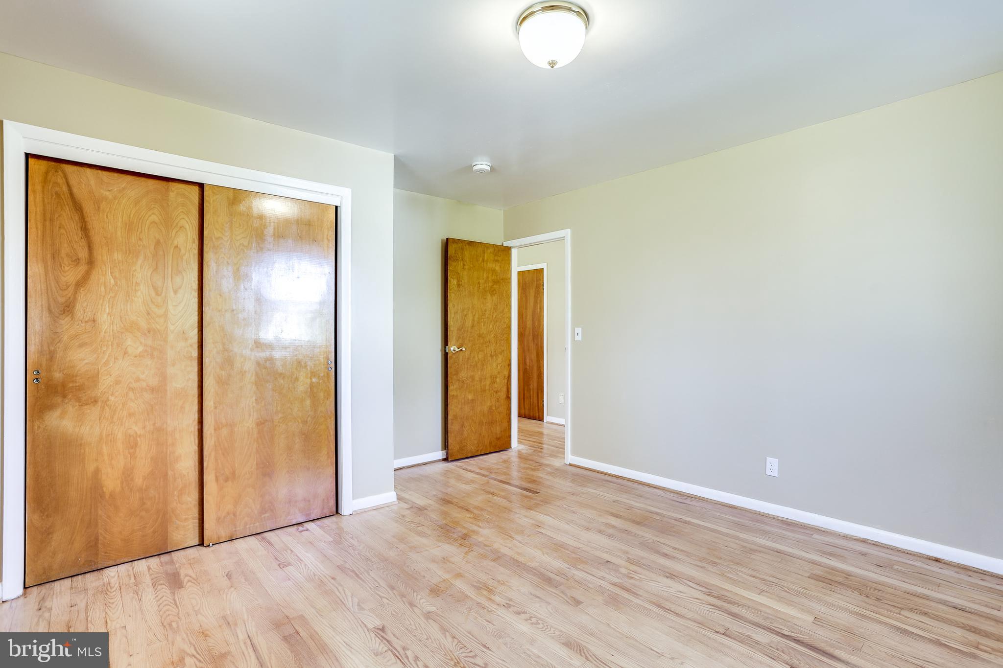 MOUNT HEBRON - Residential