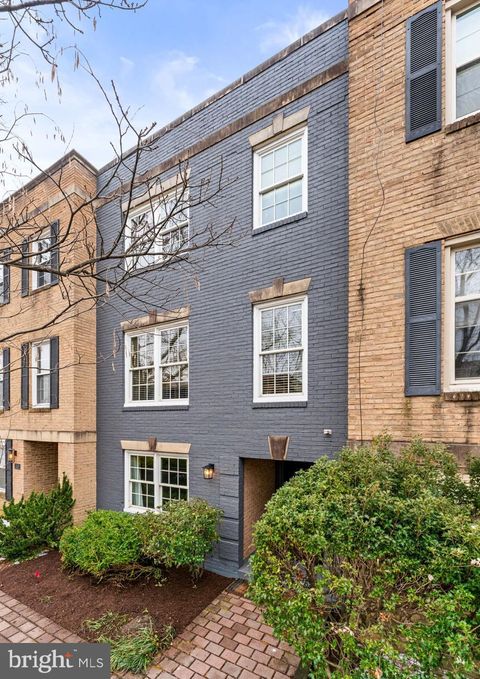 1117 G STREET SE WASHINGTON DC 20003