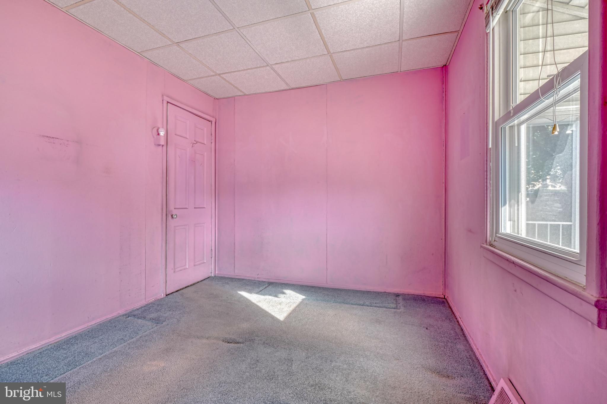 EDGEWATER - Residential