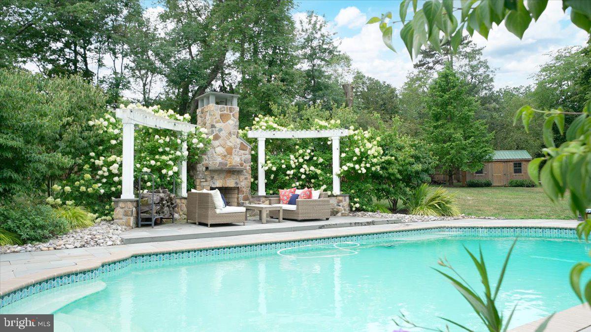 WEYHILL - Residential